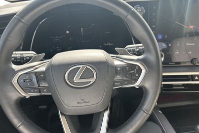 Lexus RX 450H+ F Sport Design
