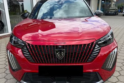 Peugeot 2008 GT Exclusive e-DCS6 1.2 PureTech mHEV