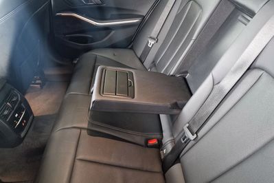 BMW Seria 3 320d xDrive Luxury Line aut