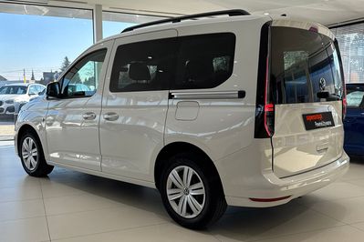 Volkswagen Caddy osobowy L1H1 AT