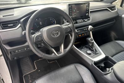 Toyota RAV4 Selection 2.5 Hybrid  4x4