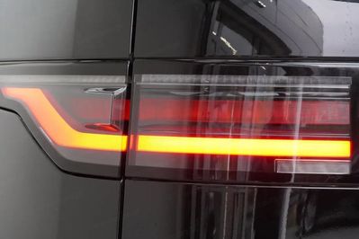 Land Rover Discovery V 3.0 D250 Dynamic SE