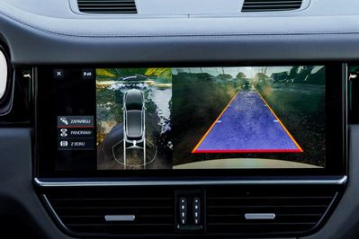 Porsche Cayenne Standard