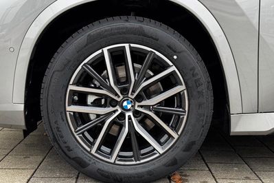 BMW iX1 eDrive20 M Sport