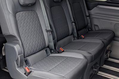 Ford Tourneo Custom 320 L2H1 Titanium A8