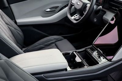 Ford Capri Premium RWD 77 kWh