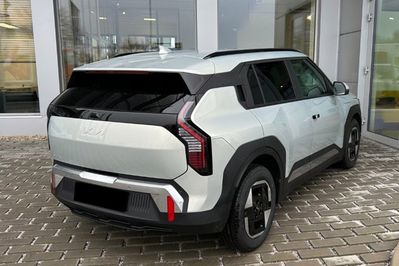 Kia EV3 81.4kWh Earth