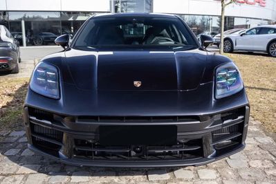 Porsche Panamera 4 E-Hybrid