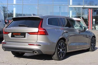 Volvo V60 D3 AWD Momentum Pro