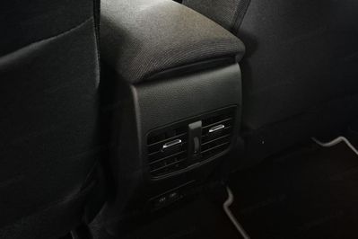 Toyota Corolla Style 1.8 Hybrid