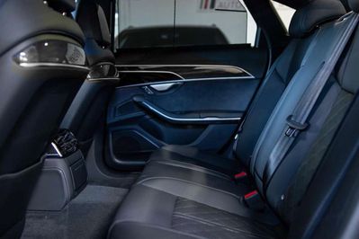Audi A8 S8 TFSI quattro