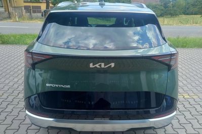 Kia Sportage 1.6 T-GDI HEV Business Line 4WD aut