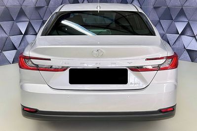 Toyota Camry Executive 2.5 Hybrid Dynamic Force