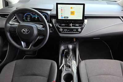 Toyota Corolla 1.8 Hybrid Style