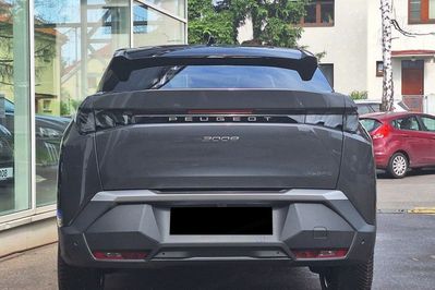 Peugeot 3008 GT Exclusive e-DCS6 1.2 mHEV