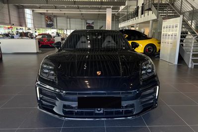 Porsche Panamera 4 E-Hybrid