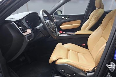 Volvo XC60 T8 Plug-In Hybrid AWD Ultimate Bright