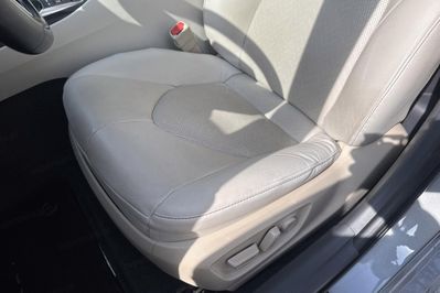 Toyota Camry Executive 2.5 Hybrid