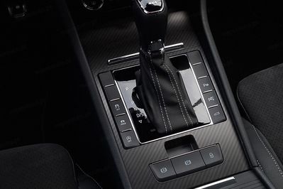 Skoda Superb 2.0 TDI SCR 4x4 Sportline DSG