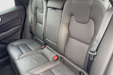 Volvo XC60 B5 B AWD Plus Dark aut