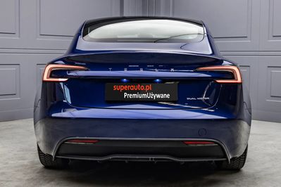 Tesla Model 3 Long Range AWD