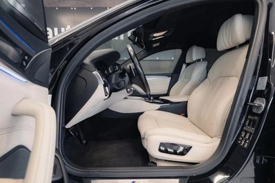 BMW Seria 5 540I Xdrive m Sport Sport