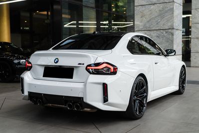 BMW Seria 2 M2