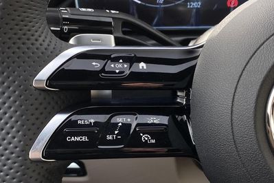 Mercedes CLE 300  4-Matic AMG Line