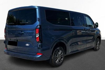 Ford Transit Custom Kombi M1 320 L2H1 Limited A8