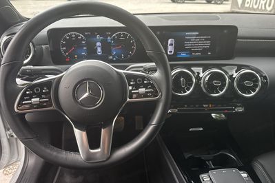 Mercedes CLA 200