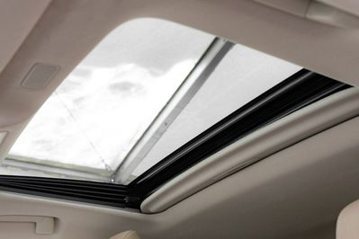 Lexus ES 300h Business Edition +