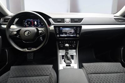 Skoda Superb 2.0 TDI SCR Ambition DSG