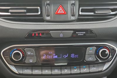 Hyundai i30 1.5 T-GDI 48V Smart DCT