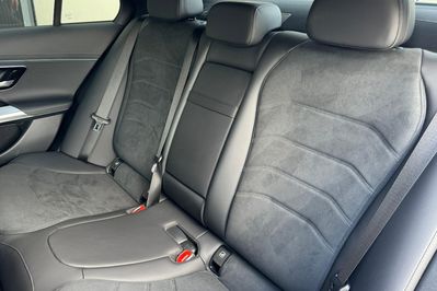 Mercedes Klasa E 300 e  4-Matic AMG
