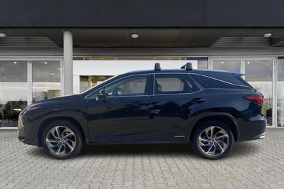 Lexus RX 450h Omotenashi