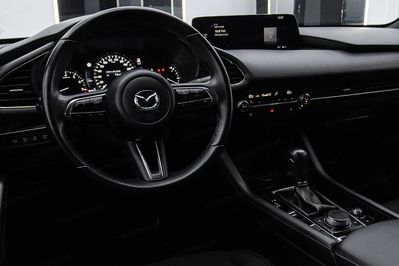 Mazda 3 2.0 Mhev Exclusive Line