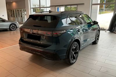 Volkswagen Tiguan R-Line Plus 2.0 TSI 4Mot. DSG