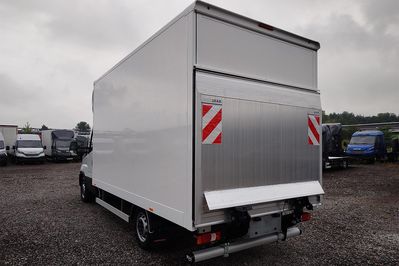 Iveco Daily 35S18 Kontener 8EP + Winda