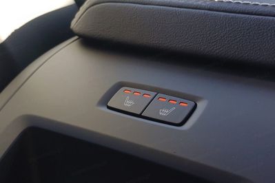 Volvo XC60 T8 Plug-In Hybrid AWD Ultra Black Edition aut