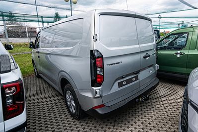 Ford Transit Custom 320 L2H1 Trend A8