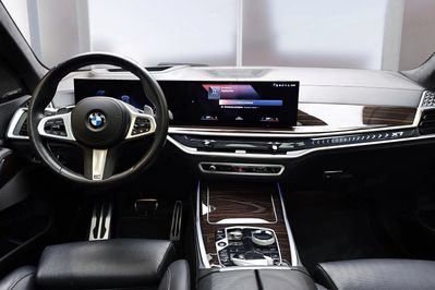 BMW X7 xDrive40d mHEV sport-aut