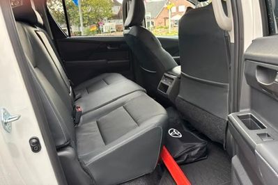 Toyota HiLux mHEV Double Cab Invincible 4x4 aut