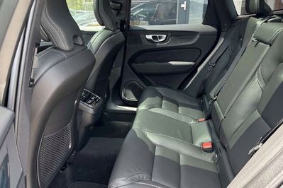 Volvo XC60 B5 AWD Ultra Bright
