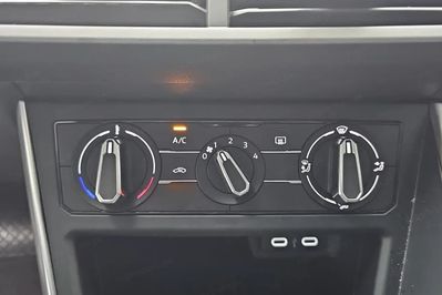 Volkswagen Taigo 1.0 TSI Pure DSG