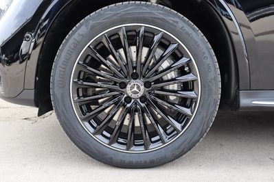 Mercedes GLC 300 e 4-Matic AMG Line