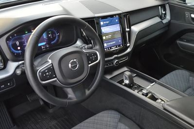 Volvo XC60 T6 Plug-In Hybrid AWD Ultra Dark