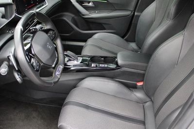 Peugeot 2008 1.2 PureTech GT