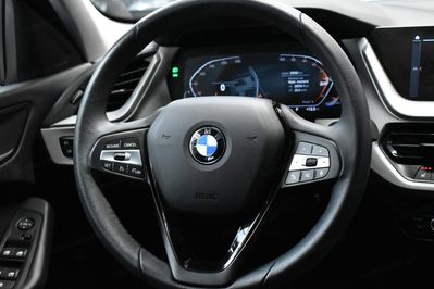 BMW Seria 1 118i