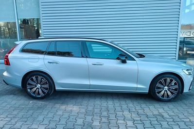 Volvo V60 T6 AWD Plug-In Hybrid Plus Dark aut