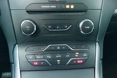 Ford Galaxy 2.0 Titanium 7os.